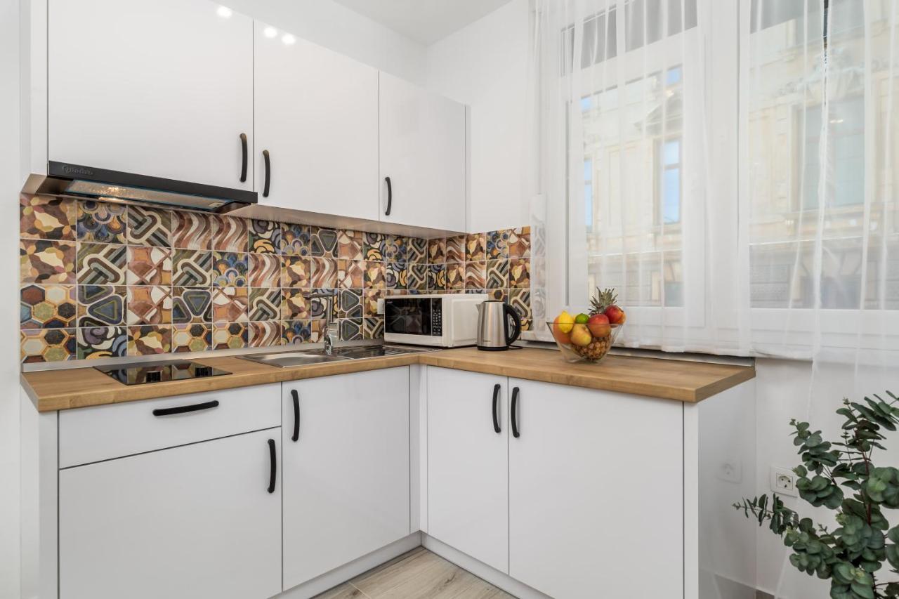 Srnec Apartments - Ciottina リエカ エクステリア 写真