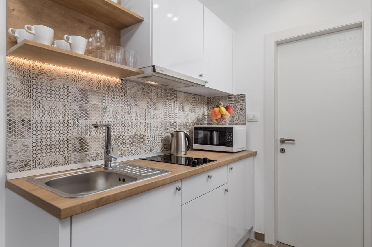 Srnec Apartments - Ciottina リエカ エクステリア 写真
